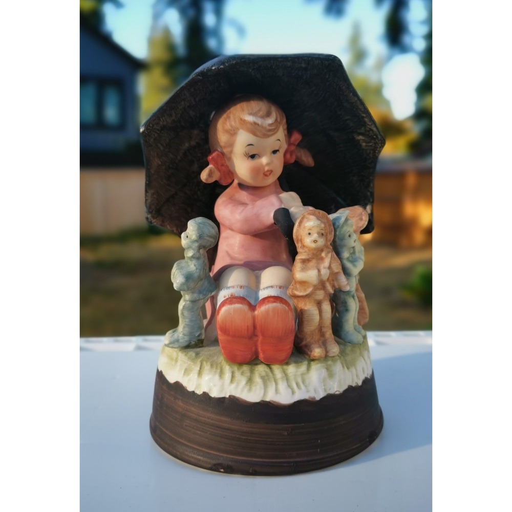 Vintage Music Box Girl Under Umbrella with Toy Doll Musicians, Made In Japan.